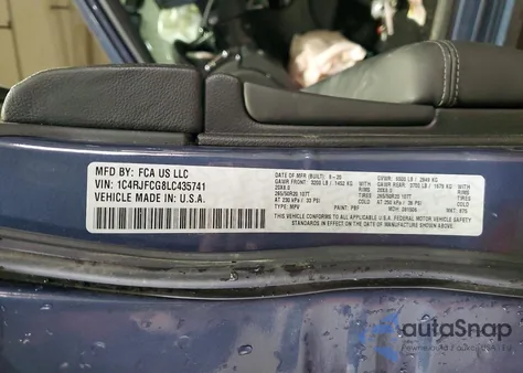 2020 Jeep Grand Cherokee Overland z USA, uszkodzony, nr VIN 1C4RJFCG8LC435741